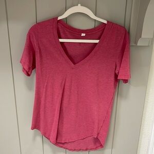 Lululemon t-shirt